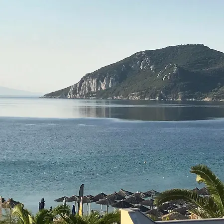 Holiday Sea Front 2 * Nea Iraklitsa