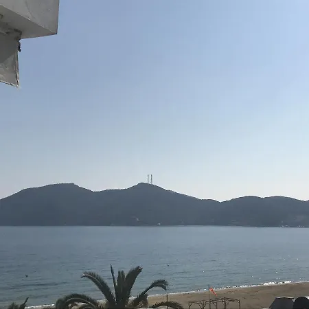 Holiday Sea Front 2 * Nea Iraklitsa